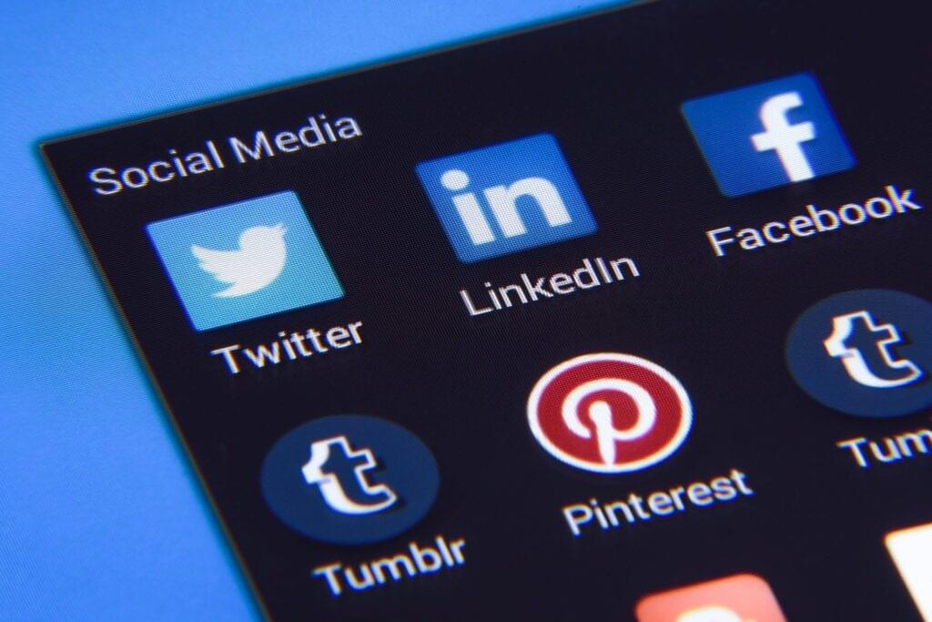 Display the Number of Facebook Shares for a Page or Post